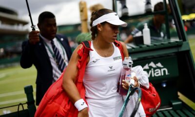 La española Jessica Bouzas se retira de Wimbledon. EFE/EPA/TOLGA AKMEN