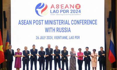 Vientián (Laos), 26/07/2024.- Los Ministros de Asuntos Exteriores y representantes de la Asean durante la Conferencia Post Ministerial con el Ministro de Asuntos Exteriores de Rusia, Serguei Lavrov, en la 57ª Reunión de Ministros de Asuntos Exteriores de la ASEAN en Vientián, Laos, el 26 de julio de 2024. EFE/STR