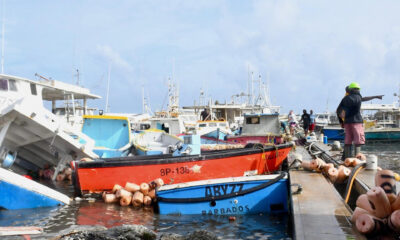 Un daño significativo a los buques pesqueros en el complejo pesquero de Bridgetown fue causado por una tormenta del huracán Beryl. EFE/ Gobierno De Barbados ***SOLO USO EDITORIAL/SOLO DISPONIBLE PARA ILUSTRAR LA NOTICIA QUE ACOMPAÑA (CRÉDITO OBLIGATORIO)***