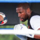 El boxeador estadounidense Floyd Mayweather participa en un entrenamiento este jueves, en Ciudad de México (México). EFE/Madla Hartz