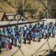 Niños migrantes participan en una ceremonia de graduación este viernes en la escuela Ciudad de Dios, a un lado del albergue Embajadores de Jesús en Tijuana, estado de Baja California (México). EFE/Joebeth Terríquez