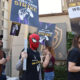 Artistas de videojuegos protestan este jueves en Los Ángeles (Estados Unidos). EFE/ Monica Rubalcava