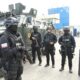 Fotografía de archivo de agentes de policía durante un operativo en Guayaquil (Ecuador). EFE/ Jonathan Miranda