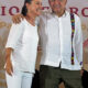 Fotografía cedida por la Presidencia de México, del mandatario mexicano, Andrés Manuel López Obrador (d), y la presidenta electa, Claudia Sheinbaum, durante un acto protocolario, este sábado en el municipio de Paraiso (México). EFE/ Presidencia de México