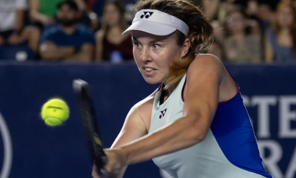 La checa Linda Noskova conquistó este sábado su primer título como profesional, el Abierto de tenis de Monterrey. EFE/ Miguel Sierra