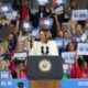 La candidata presidencial demócrata, la vicepresidenta estadounidense Kamala Harris, habla durante un evento de campaña en Detroit, Michigan, Estados Unidos, este 7 de agosto de 2024. EFE/EPA/Dieu-Nialo Chery