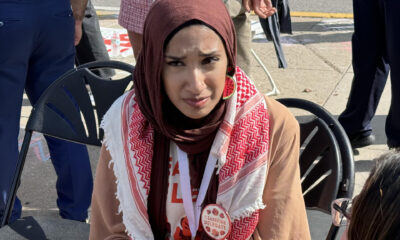 Asma Mohammed, delegada propalestina de Minnesota, participa en una manifestación este jueves en Chicago (Estados Unidos). EFE/ Octavio Guzmán