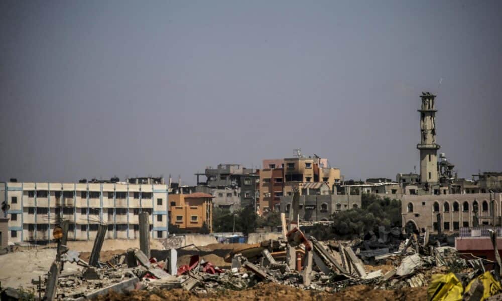 Foto de archivo (29/07/2024) de la destrucción causada por bombardeos israelíes en Gaza. EFE/EPA/MOHAMMED SABER