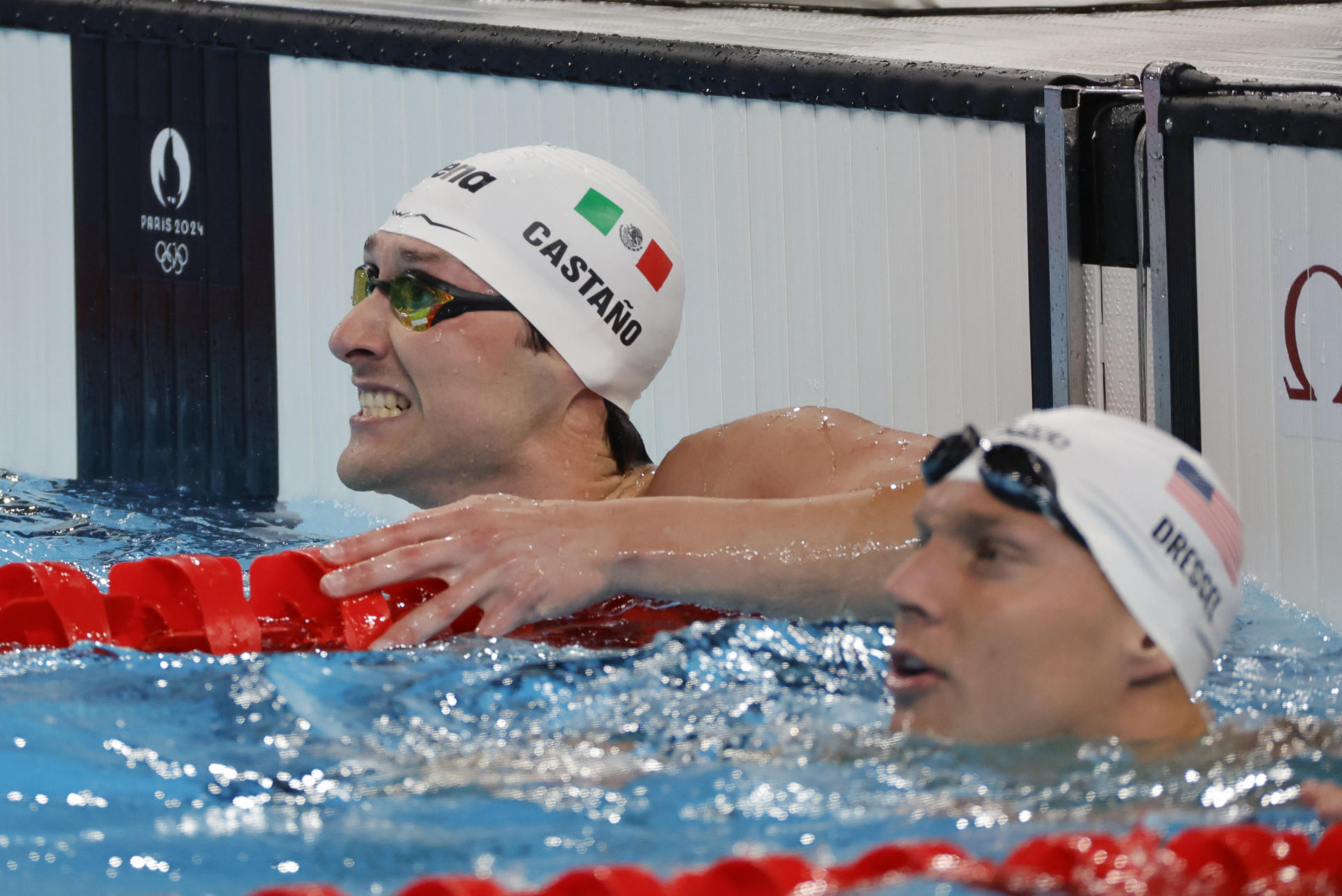 El mexicano Gabriel Castaño tras competir en su serie de los 50m estilo libre masculino. EFE/ Lavandeira Jr