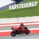 El italiano Francesco Bagnaia (Ducati Lenovo Team), durante la vueelta de calentamiento del Gran Premio de Austria de MotoGP en el circuito Red Bull Ring en Spielberg, Austria. EFE/JOHANN GRODER