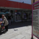 Fotografía de carteles de búsqueda de personas desaparecidas este jueves, en calles de Ciudad Juárez (México). EFE/Luis Torres