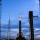 Fotografía cedida por SpaceX del cohete Falcon 9 de la misión Galileo L13 mientras se abastece de combustible este martes desde la Plataforma de Lanzamiento Espacial 40 (SLC-40) en la Estación de la Fuerza Espacial de Cabo Cañaveral en Florida (EE. UU). EFE/SpaceX /SOLO USO EDITORIAL /NO VENTAS /SOLO DISPONIBLE PARA ILUSTRAR LA NOTICIA QUE ACOMPAÑA /CRÉDITO OBLIGATORIO