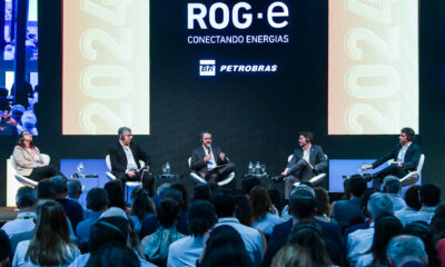 El director ejecutivo de la petrolera Repsol Sinopec, Alejandro Ponce (c), habla durante el Congreso Rio Oil and Gas 2024, este jueves, en Río de Janeiro (Brasil). Ponce y otros ejecutivos del sector participaron de un panel de debate sobre nuevas perspectivas para el futuro del Presal. EFE/ Andre Coelho