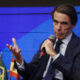 El expresidente del Gobierno español, José María Aznar, habla durante una conferencia este lunes, en la Asociación Comercial de São (Brasil). EFE/ Sebastiao Moreira