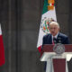 El presidente de México, Andrés Manuel López Obrador, habla durante el sexto informe de gobierno este domingo, en el Zócalo en Ciudad de México (México). EFE/ Isaac Esquivel