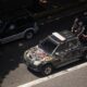 Agentes de la Policía Nacional Bolivariana recorren las calles este viernes en Caracas (Venezuela). EFE/ Ronald Pena R