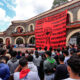 Estudiantes se reúnen en la escuela rural 'Raúl Isidro Burgos' para manifestarse a 10 años de la desaparición de los 43 de Ayotzinapa, este domingo en la ciudad de Tixtla, en el estado de Guerrero (México). EFE/ David Guzmán.