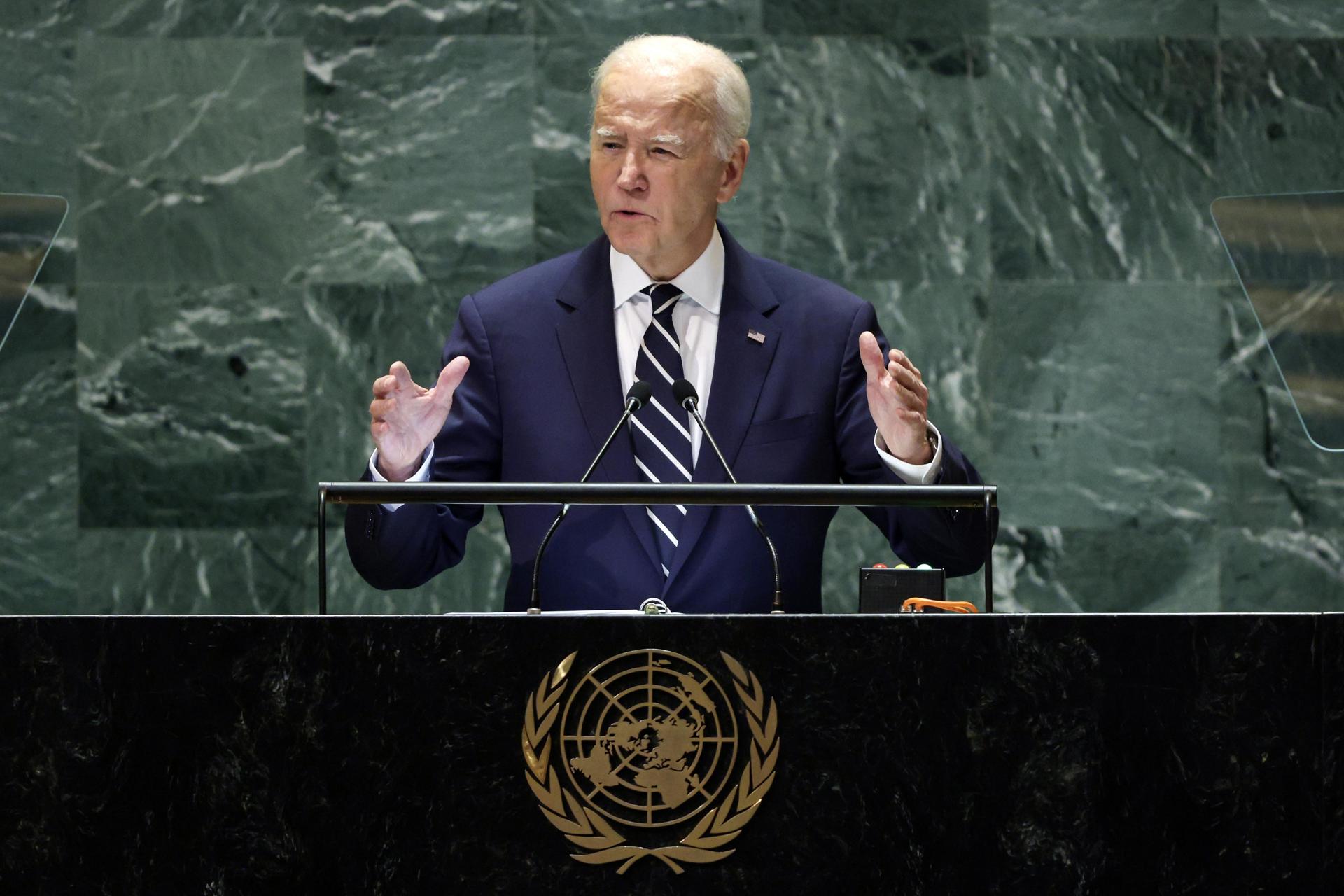 El presidente de Estados Unidos, Joe Biden, habla durante el debate general del 79º periodo de sesiones de la Asamblea General de las Naciones Unidas en la Sede de las Naciones Unidas en Nueva York, Nueva York, EE.UU. EFE/JUSTIN LANE