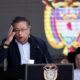 El presidente colombiano, Gustavo Petro, habla durante una concentración de seguidores este jueves en la Plaza Bolívar de Bogotá (Colombia). EFE/Mauricio Dueñas Castañeda