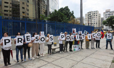 Fotografía de archivo de simpatizantes de la líder opositora María Corina Machado y del opositor Edmundo González Urrutia, durante una manifestación en Caracas en la que piden "hacer respetar la soberanía popular" tras las elecciones presidenciales del 28 de julio. EFE/ Miguel Gutierrez