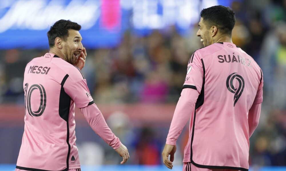 Imagen de archivo de los delateros del Inter de Miami Lionel Messi (izq.) y Luis Suárez. EFE/EPA/CJ GUNTHER