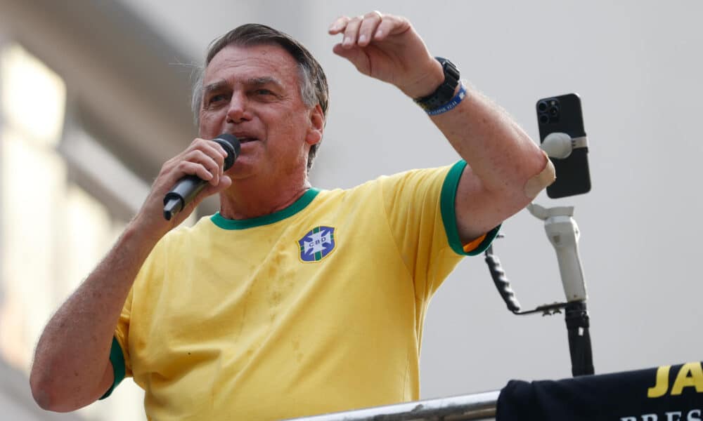 Fotografía de archivo del expresidente brasileño Jair Bolsonaro (2019-2022) durante una manifestación en la avenida Paulista de Sao Paulo (Brasil). EFE/ Sebastiao Moreira