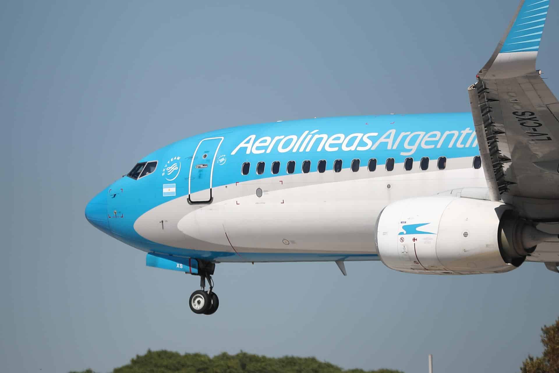 Fotografía de archivo de un avión de Aerolíneas Argentinas. EFE/ Juan Ignacio Roncoroni