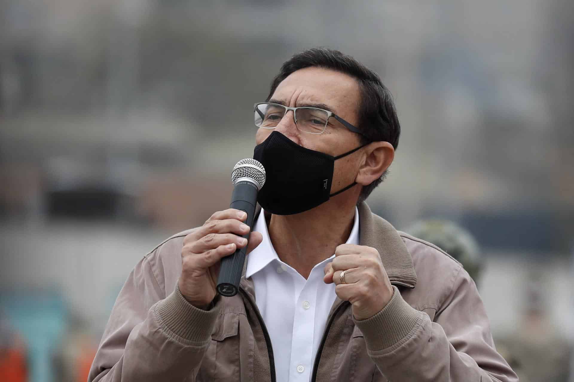 Fotografía de archivo del expresidente de Perú Martín Vizcarra. EFE/Paolo Aguilar