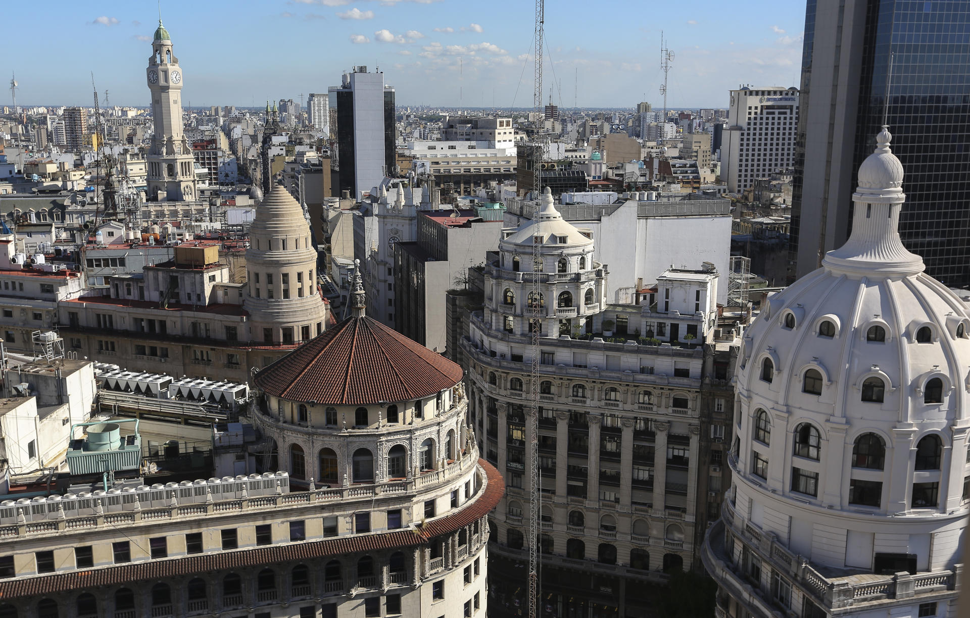 Fotografía panorámica de archivo que muestra una parte de Buenos Aires (Argentina). EFE/David Fernández