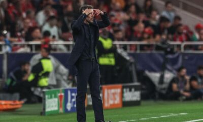 Simeone gesticula en el partido de este miércoles en Lisboa. EFE/EPA/MIGUEL A. LOPES