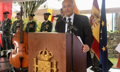 El embajador de España en Ecuador, Enrique Yturriaga, habla durante la celebración del Día de la Hispanidad este jueves, en Quito (Ecuador). EFE/ Fernando Gimeno