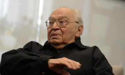 Fotografía de archivo del 3 de julio de 2023 del padre Gustavo Gutiérrez en una rueda de prensa en Lima (Perú). EFE/ Raúl García ARCHIVO