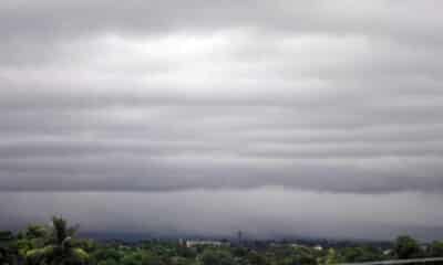 Fotografía del fenómeno meteorológico Oscar este lunes, desde La Habana (Cuba). Óscar continúa debilitándose a su paso por el Alto Oriente cubano, ahora como tormenta tropical, intensificando sus lluvias en la parte norte de la provincia de Guantánamo, Cuba. EFE/ Lorenzo Crespo Silveira