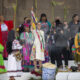 La presidenta de México, Claudia Sheinbaum, participa en la ceremonia de entrega del Bastón de Mando, por parte de los representantes de los pueblos indígenas, este martes en Ciudad de México (México). EFE/Sáshenka Gutiérrez