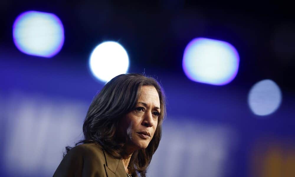 Fotografía de archivo de la candidata presidencial demócrata a la vicepresidenta de Estados Unidos, Kamala Harris, durante un mitin de campaña en Las Vegas, Nevada, EE.UU., el 29 de septiembre de 2024. EFE/EPA/Caroline Brehman