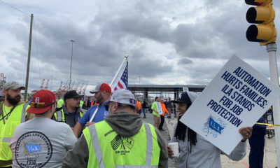 Una imagen tomada con un dron muestra contenedores en la terminal marítima de Seagirt antes de una probable huelga de la Asociación Internacional de Estibadores (ILA) por un nuevo contrato laboral en Baltimore, Maryland, EE.UU., el 30 de septiembre de 2024. EFE/JIM LO SCALZO