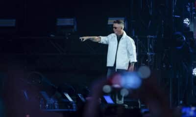 Fotografía de archivo del cantante Alejandro Sanz en el 'Concierto Telefónica 100 Live' celebrado en el estadio Santiago Bernabéu, en Madrid (España). EFE/Fernando Villar