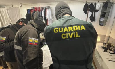 La Guardia Civil española, en colaboración con la Policía de Ecuador, ha detenido en la provincia de Tarragona (este) a William Joffre Alcívar Bautista, conocido como 'Comandante Willy', y su hermano Álex Iván, "Ronco', los cabecillas de la banda criminal Los Tiguerones de Ecuador. Según informaron a EFE fuentes próximas a la investigación, ambos contaban con órdenes internacionales de detención y pertenecían a una organización de crimen organizado autora de algunos atentados con coches bomba en Ecuador y de numerosas extorsiones. EFE /Guardia Civil***SOLO USO EDITORIAL/SOLO DISPONIBLE PARA ILUSTRAR LA NOTICIA QUE ACOMPAÑA (CRÉDITO OBLIGATORIO)***