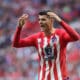 El delantero del Atlético de Madrid, Álvaro Morata, durante el encuentro de la trigésima séptima jornada de la pasada Liga frente a Osasuna, en el estadio Metropolitano. EFE / Kiko Huesca.