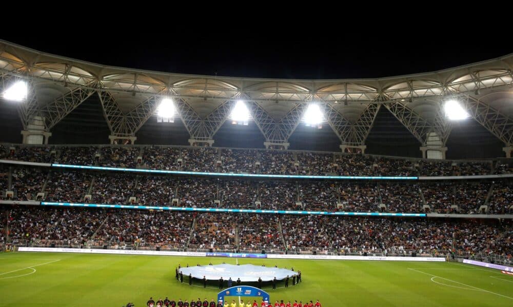 Imagen de estadio Rey Abdullah, en la ciudad de Yeda (Arabia Saudí), previa a la semifinal de la Supercopa de España que disputaron en 2020 el Atlético de Madrid y el FC Barcelona. En la edición de 2025, la competición regresa a este recinto. EFE/ JuanJo Martín