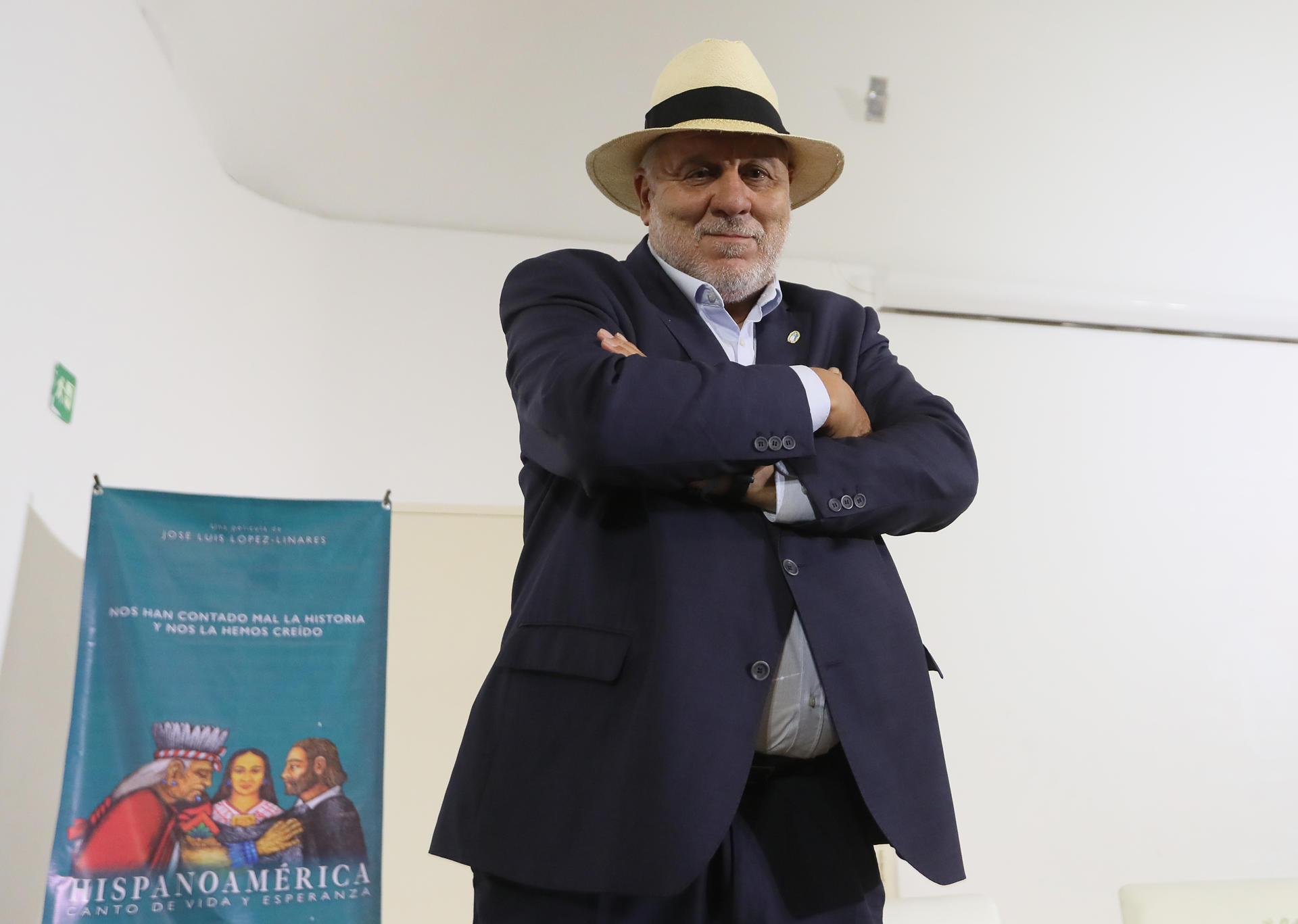 El director español José Luis López-Linares posa durante una rueda de prensa en el Museo Soumaya, este martes en la Ciudad de México (México). EFE/Mario Guzmán