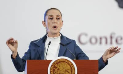 La presidenta de México, Claudia Sheinbaum, habla este jueves durante una rueda de prensa en Palacio Nacional, de la Ciudad de México (México). EFE/ Isaac Esquivel