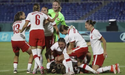 Jugadoras de Polonia celebran un gol de Kinga Wyrwas en un partido del grupo D de la Copa Mundial Femenina sub-17. EFE/ Orlando Barria