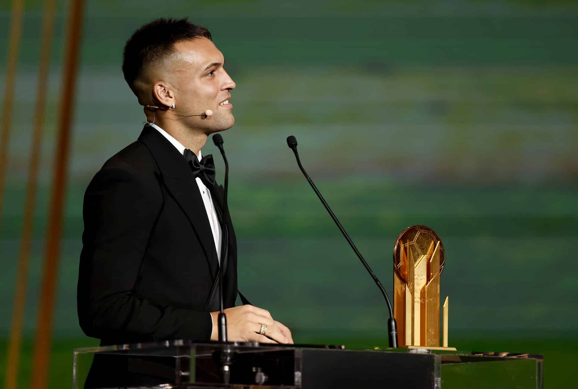 El delantero argentino del Inter de Milán Lautaro Martinez, durante la gala del Balón de Oro. EFE/EPA/MOHAMMED BADRA