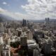 Panorámica del centro de Caracas desde la sede del Banco Centra de Venezuela. EFE/MIGUEL GUTIÉRREZ