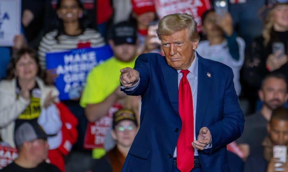 El expresidente de Estados Unidos y candidato a la presidencia, Donald Trump, durante un mitin en Allentown, Pensilvania (EE.UU.). EFE/EPA/DAVID MUSE