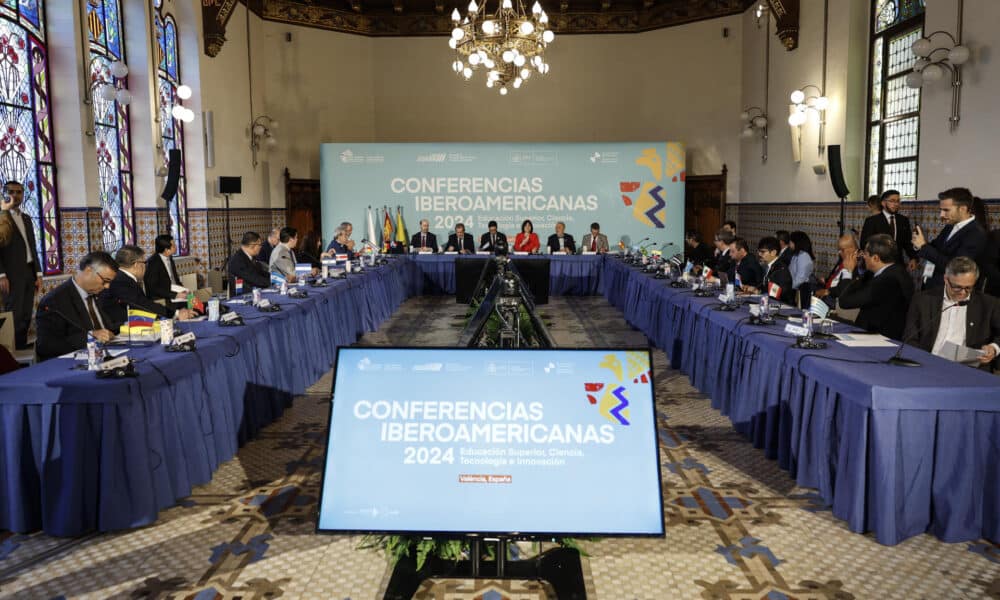 La Secretaría de Educación Superior, Ciencia, Tecnología e Innovación de Ecuador y el Ministerio de Ciencia, Innovación y Universidades de España, en coordinación con la Secretaría General Iberoamericana (SEGIB), celebran la VI Reunión de Ministras, Ministros y Altas Autoridades de Ciencia, Tecnología e Innovación, con debates sobre las agencias financiadoras y la transformación digital de la educación superior. EFE/Biel Aliño