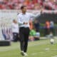 El entrenador del Guadalajara Fernando Gago reacciona durante un partido por la jornada 4 del torneo Apertura 2024 de la Liga MX celebrado en el estadio Akron en la ciudad de Guadalajara, Jalisco (México). Archivo. EFE/Francisco Guasco