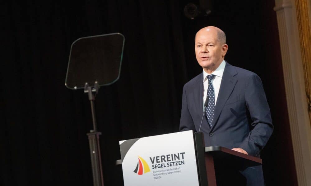 El canciller alemán, Olaf Scholz, durante la ceremonia de celebración de los 34 años de la reunificación. EFE/EPA/CHRIS EMIL JANSSEN / POOL