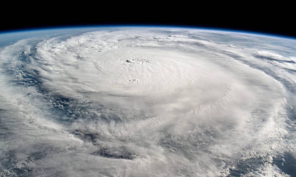 Fotografía del 08 de octubre de 2024 publicada este miércoles por la Estación Espacial Internacional (EEI) donde se observa el ojo del huracán Milton sobre el Golfo de México. EFE/EEI